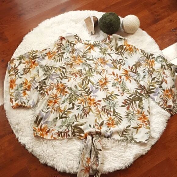 Democracy Tropical Floral Print Tie Open Shoulder Blouse - Picture 1 of 9